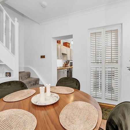 Charming Church Walk, Long Melford - 2 Bedroom Property With Parking Extérieur photo