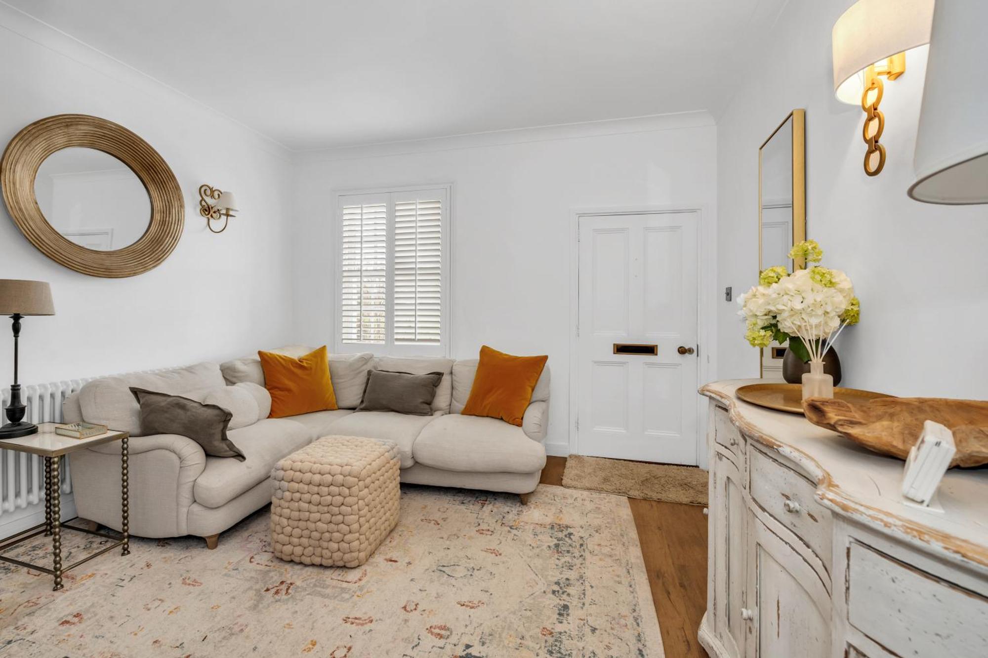 Charming Church Walk, Long Melford - 2 Bedroom Property With Parking Extérieur photo